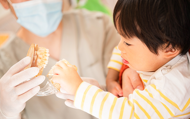 お子さまにとって歯医者を怖い場所にしないために